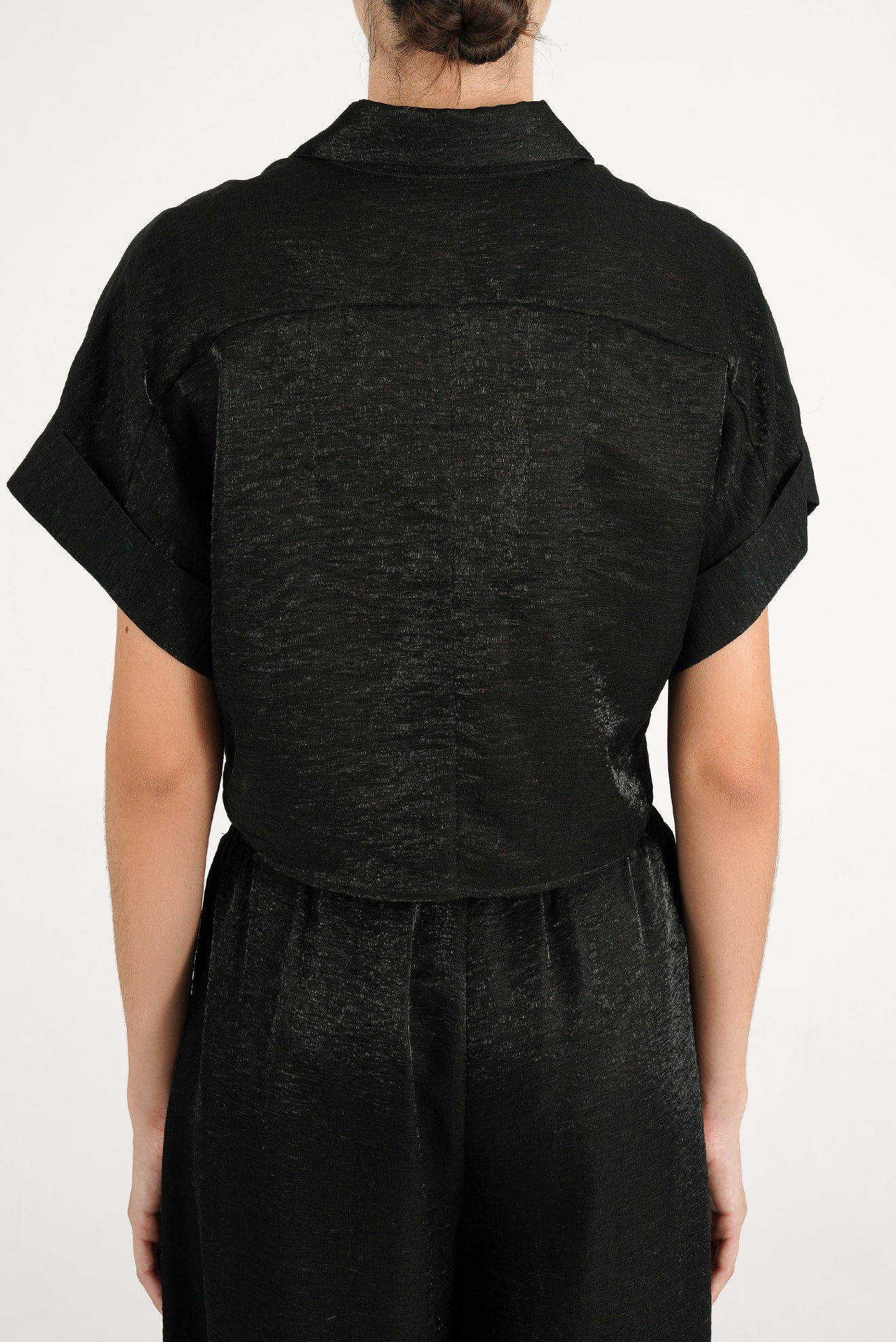 Camisa Crop Ilhabella Shine Negro - Image 4
